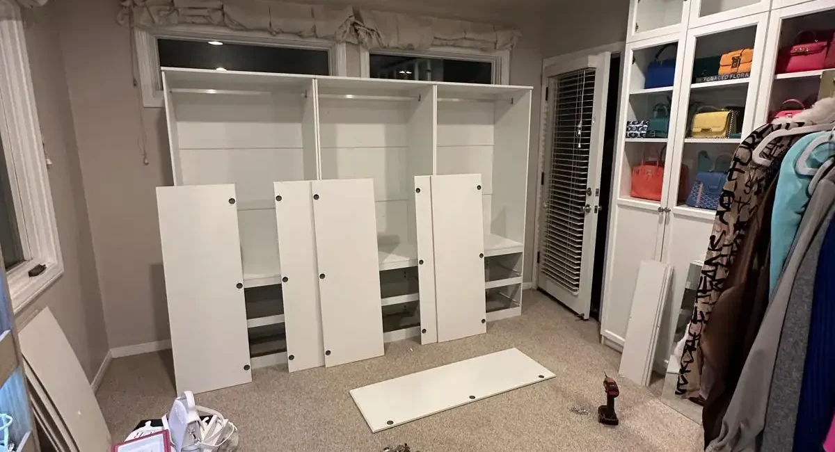 Custom Closet with Mirror Doors | | THIRD EYE VISION Interior design